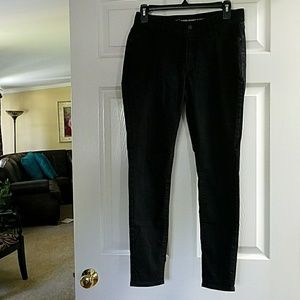 Old Navy black skinny jeans